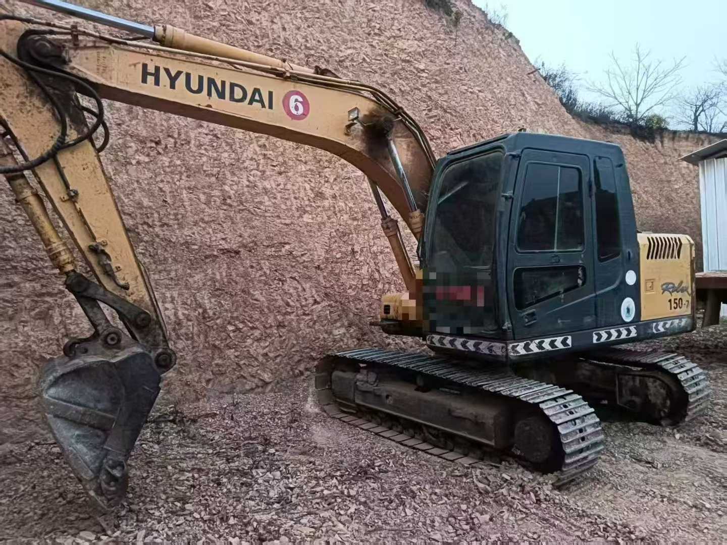 Buy Hyundai R110-7 Used Excavator / 2 Used Hyundai R110-7 Excavator 2016 Model / 2