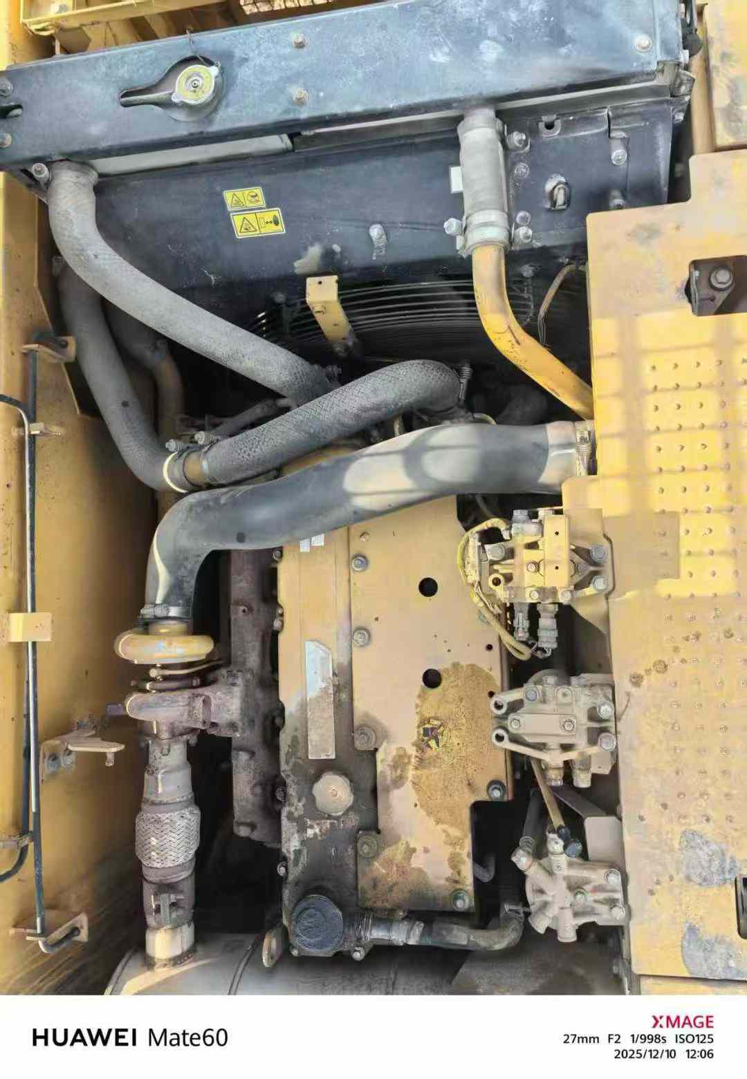 Buy Caterpillar 320D Used Excavator / 2 Used Caterpillar 320D Excavator 2011 Model / 2