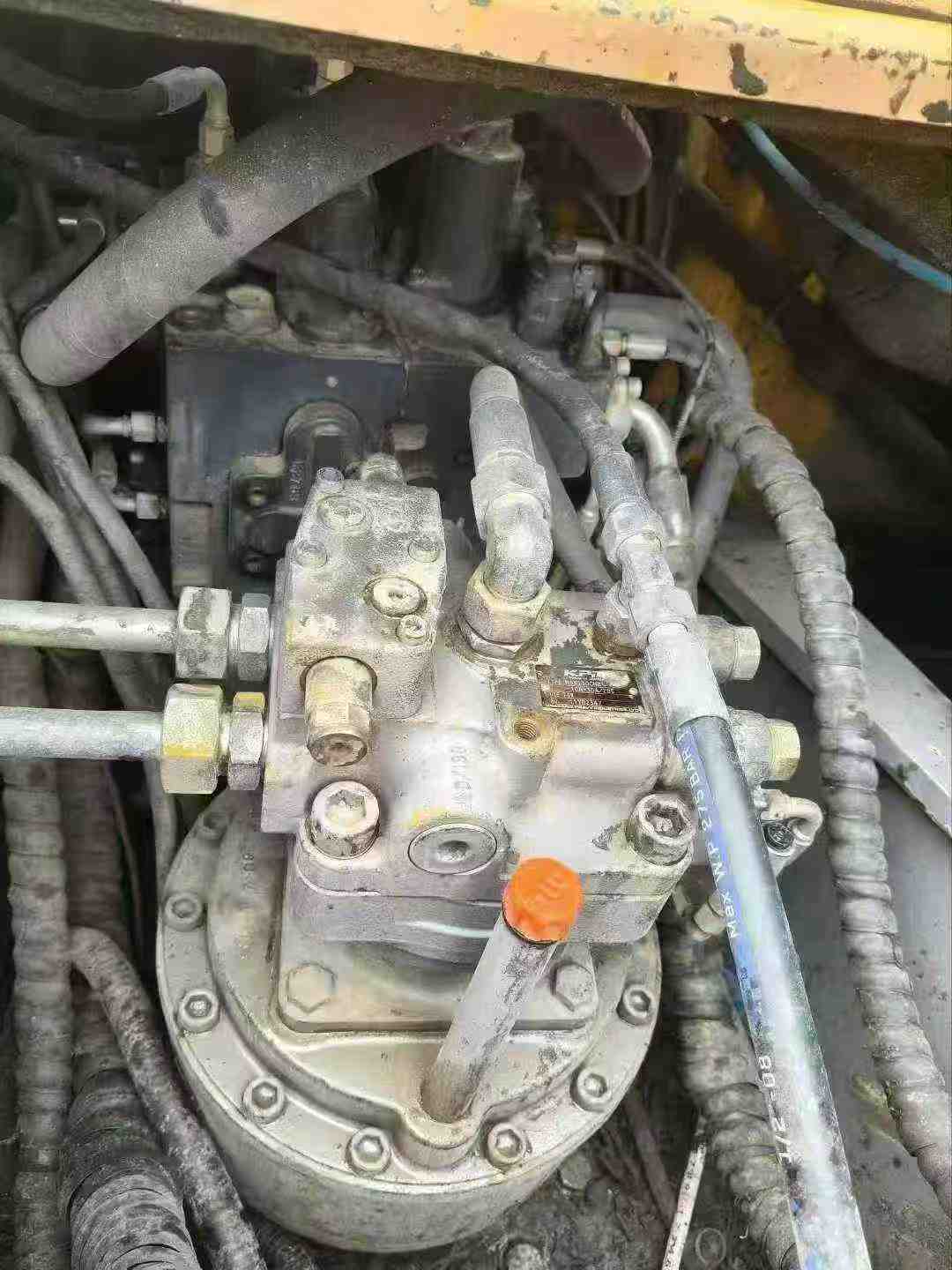 Buy XCMG XE215 Used Excavator / 1