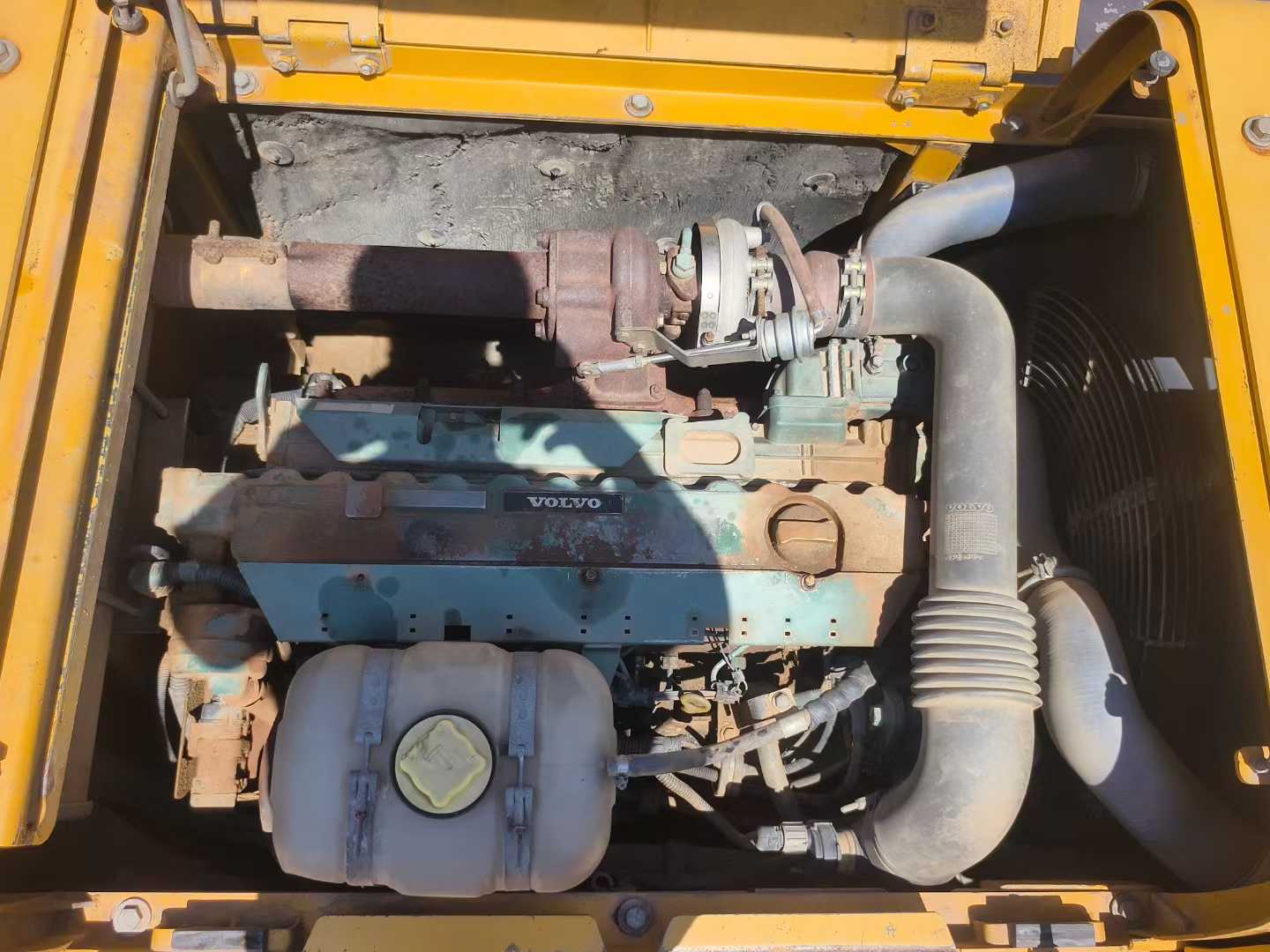 Buy Volvo EC20 Used Excavator / 8 Used Volvo EC20 Excavator 2016 Model / 8