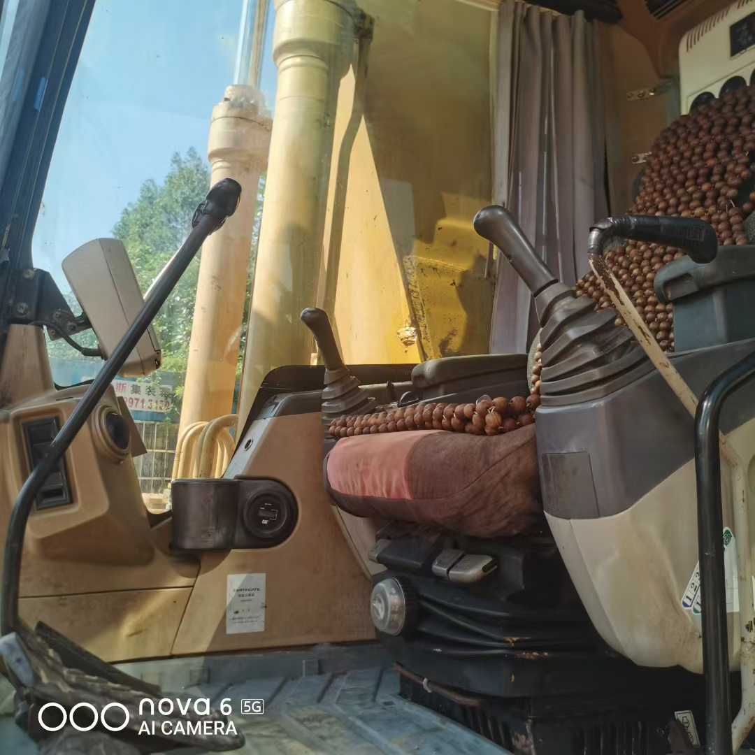 Buy Caterpillar 320C Used Excavator / 8 Used Caterpillar 320C Excavator 2016 Model / 8