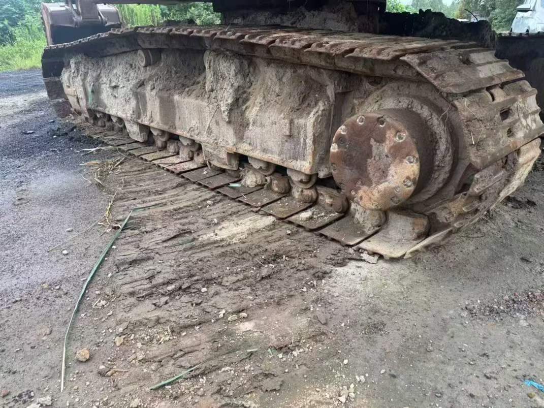 Buy Hitachi ZX240-3 Used Excavator / 8 Used Hitachi ZX240-3 Excavator 2016 Model / 8