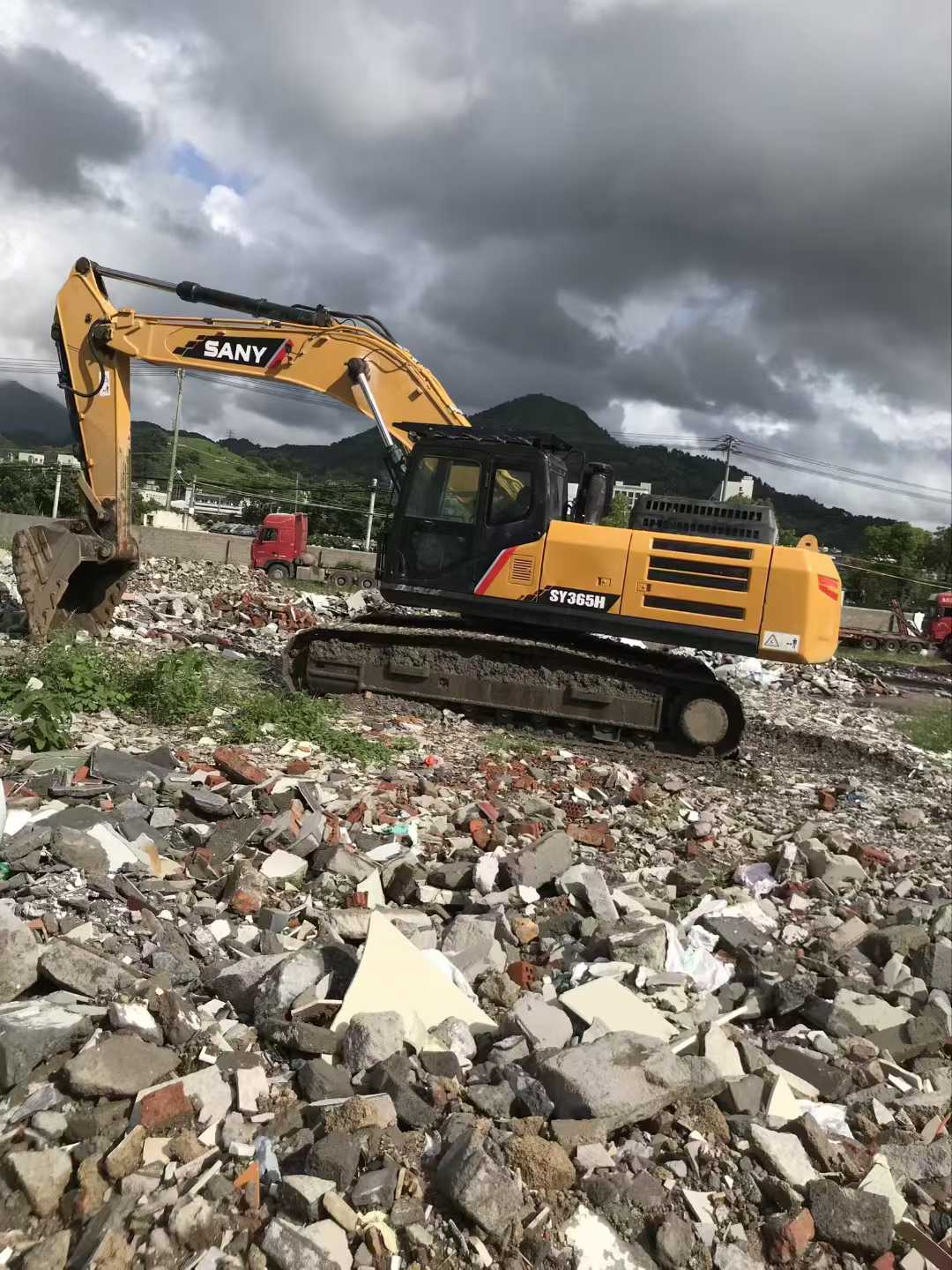 Buy Sany SY365H Used Excavator / 1