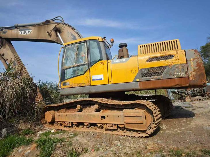 Buy Volvo EW50 Used Excavator / 1