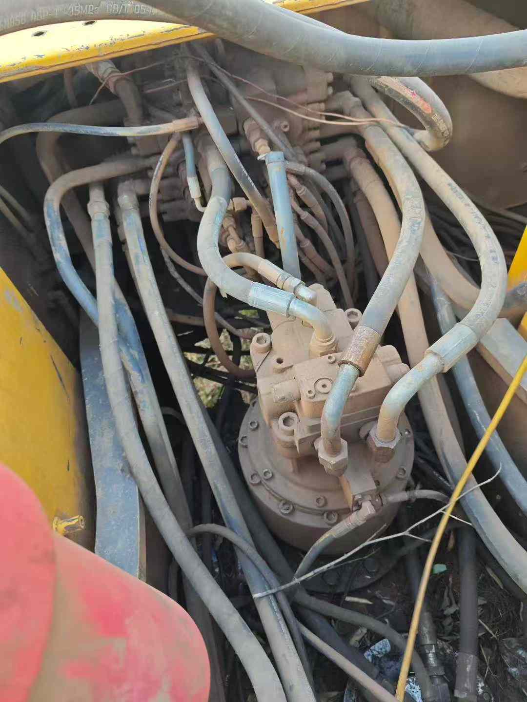 Buy Volvo EW210C Used Excavator / 8 Used Volvo EW210C Excavator 2011 Model / 8