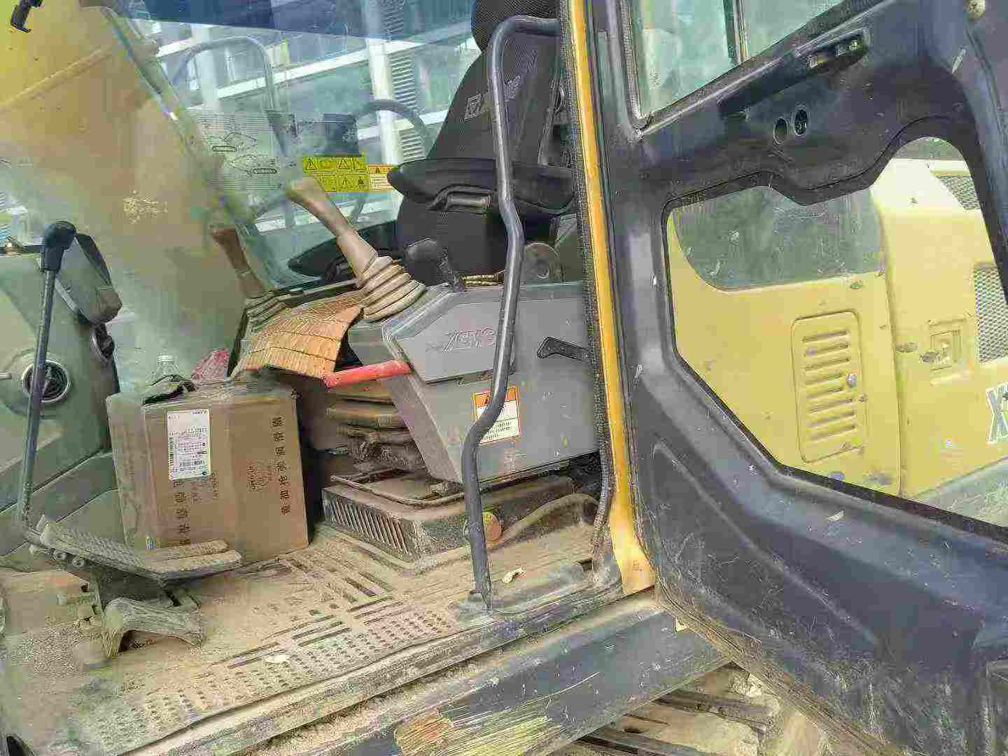 Buy XCMG XE135GA Used Excavator / 8 Used XCMG XE135GA Excavator 2018 Model / 8