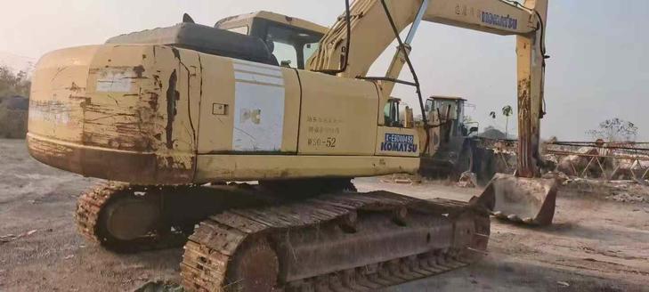Buy Komatsu PW220-7 Used Excavator / 1