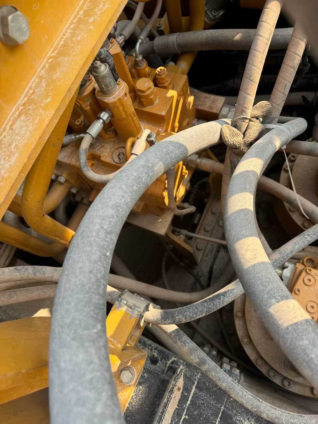 Buy Sany SY650H Used Excavator / 6 Used Sany SY650H Excavator 2022 Model / 6