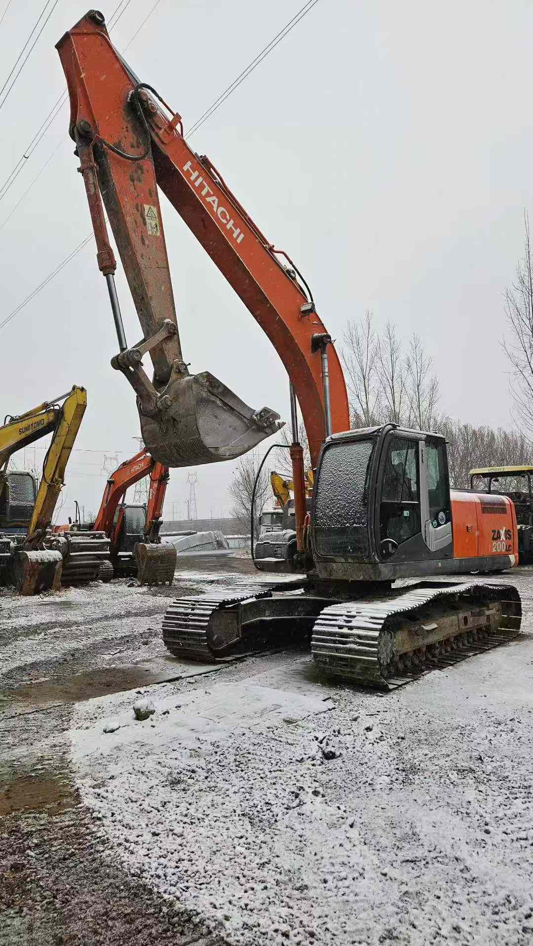 Buy Hitachi ZAXIS200 Used Excavator / 4 Used Hitachi ZAXIS200 Excavator 2016 Model / 4