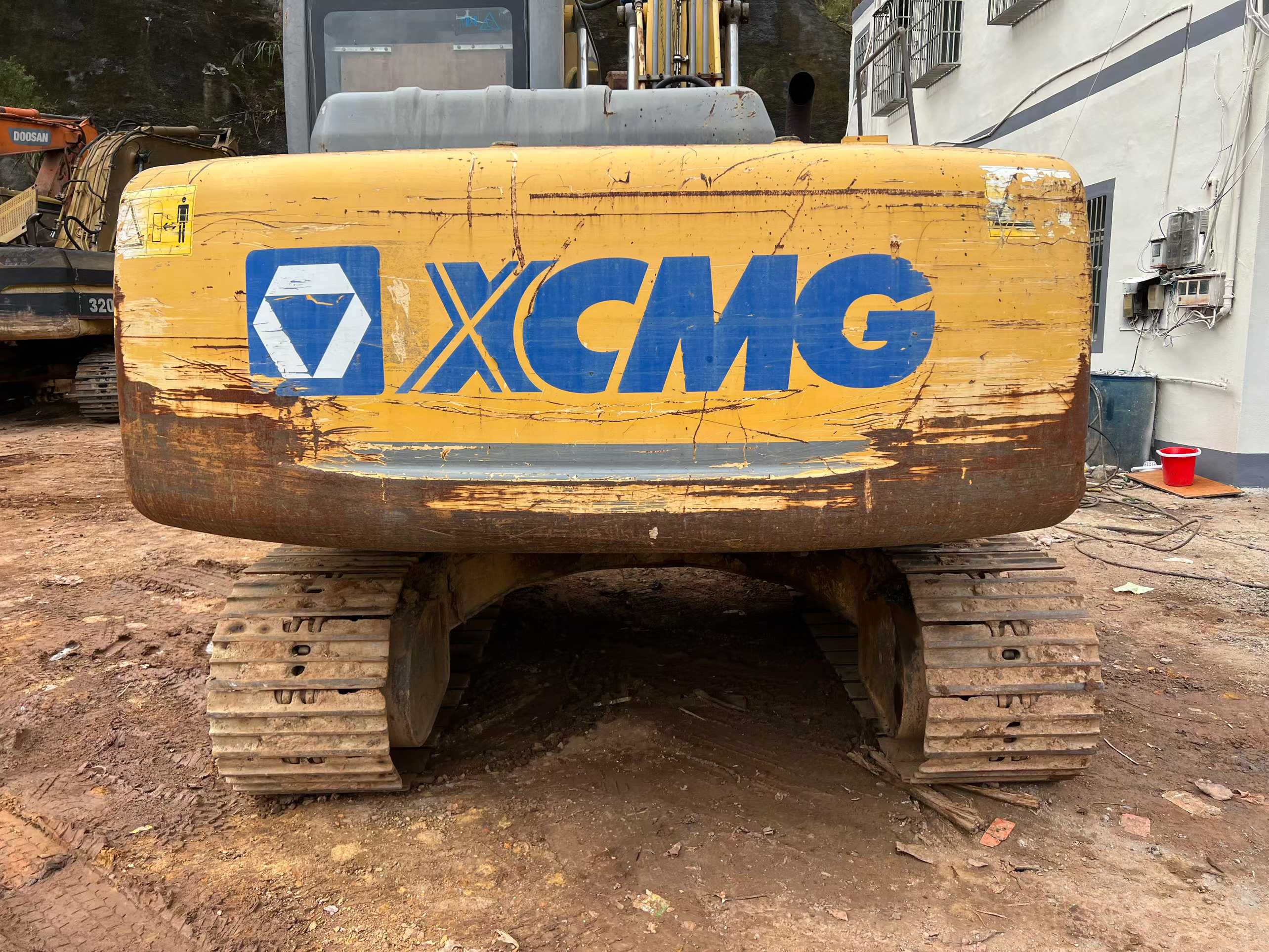 Buy XCMG XE135GA Used Excavator / 3 Used XCMG XE135GA Excavator 2016 Model / 3