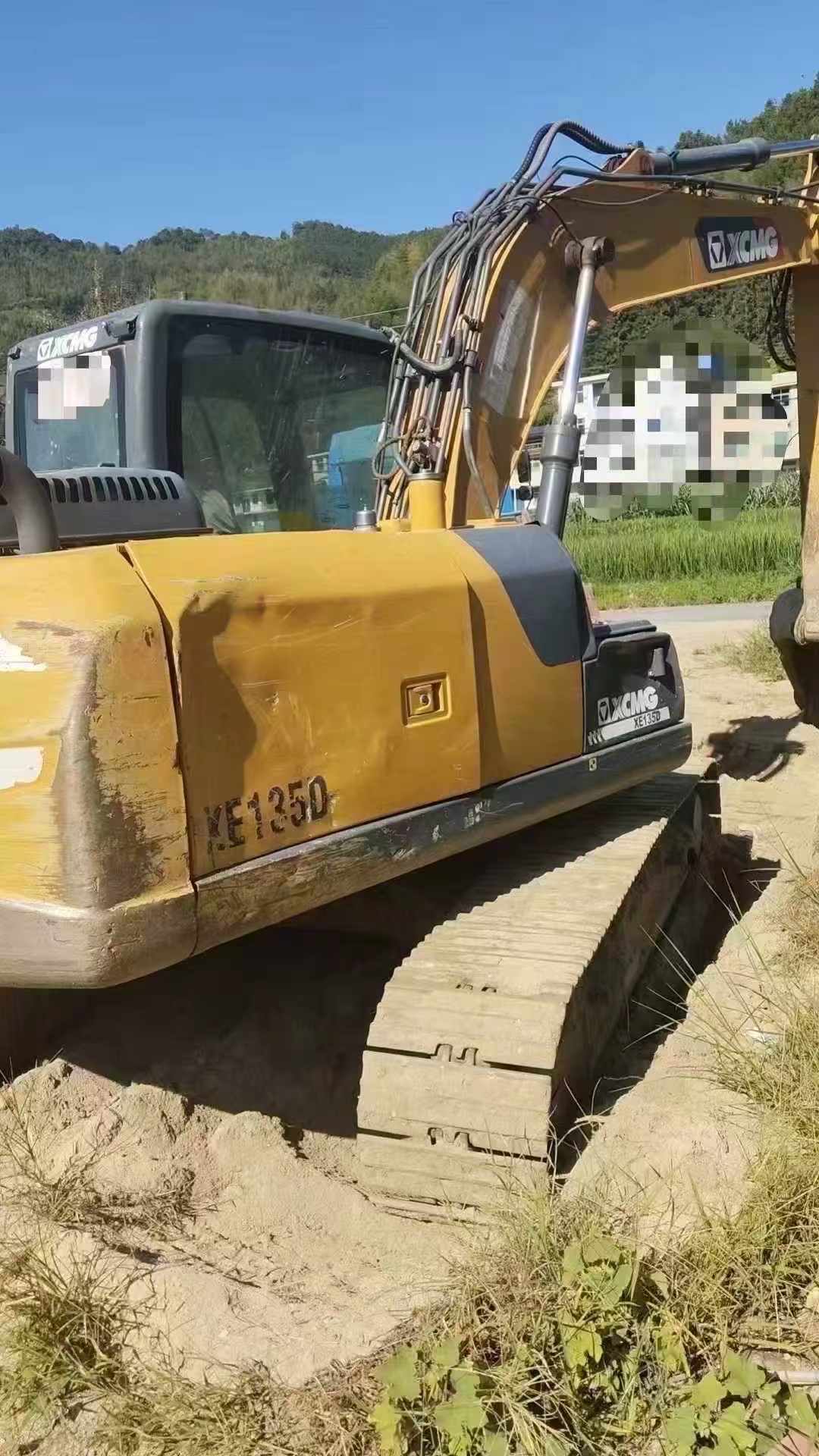 Buy XCMG XE135GA Used Excavator / 1