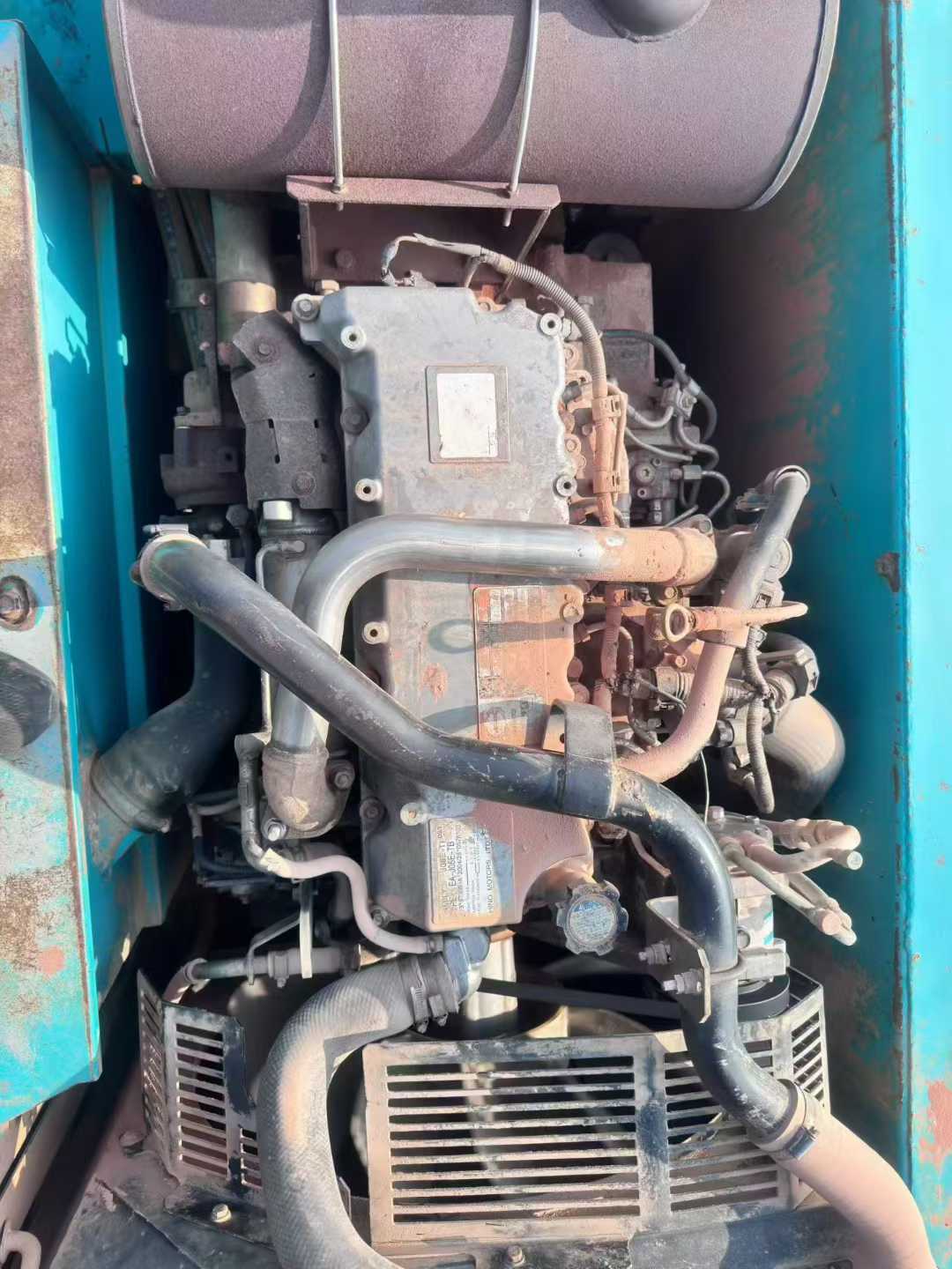 Buy Kobelco SK60 Used Excavator / 4 Used Kobelco SK60 Excavator 2011 Model / 4