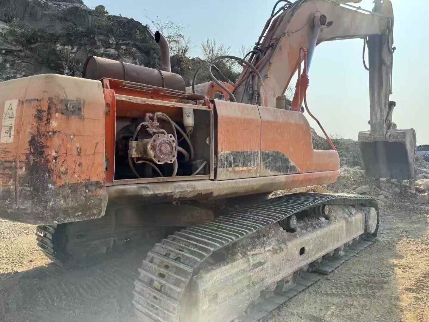 Buy Doosan DL420 Used Excavator / 1