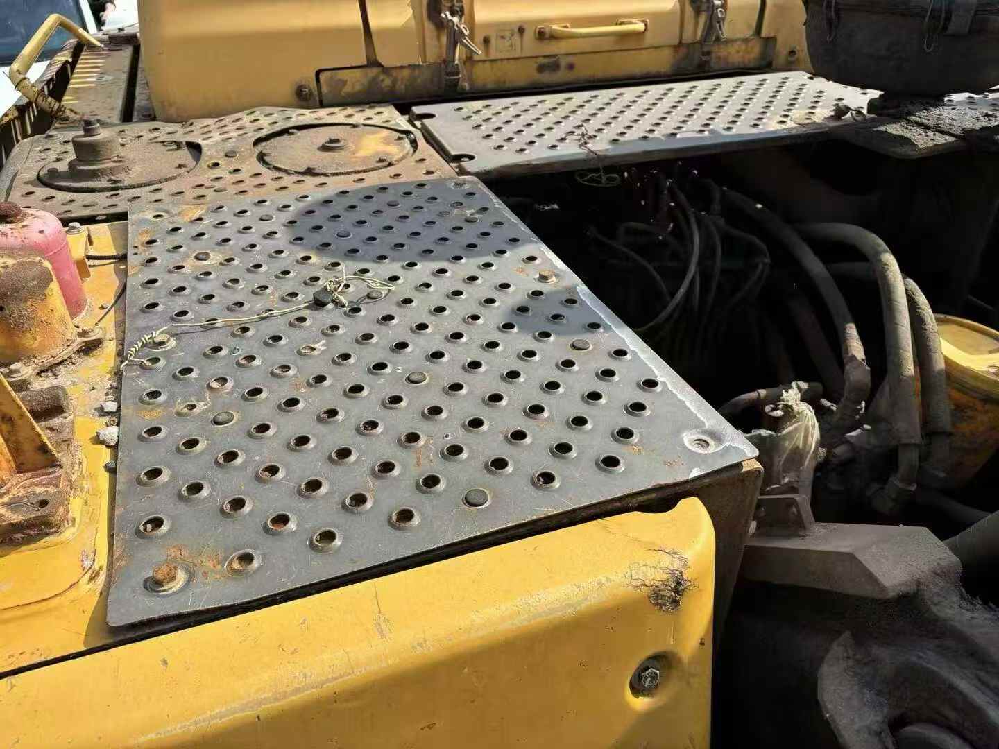 Buy Volvo EW50 Used Excavator / 9 Used Volvo EW50 Excavator 2019 Model / 9