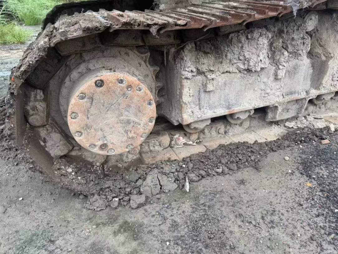 Buy Hitachi ZX240-3 Used Excavator / 7 Used Hitachi ZX240-3 Excavator 2016 Model / 7