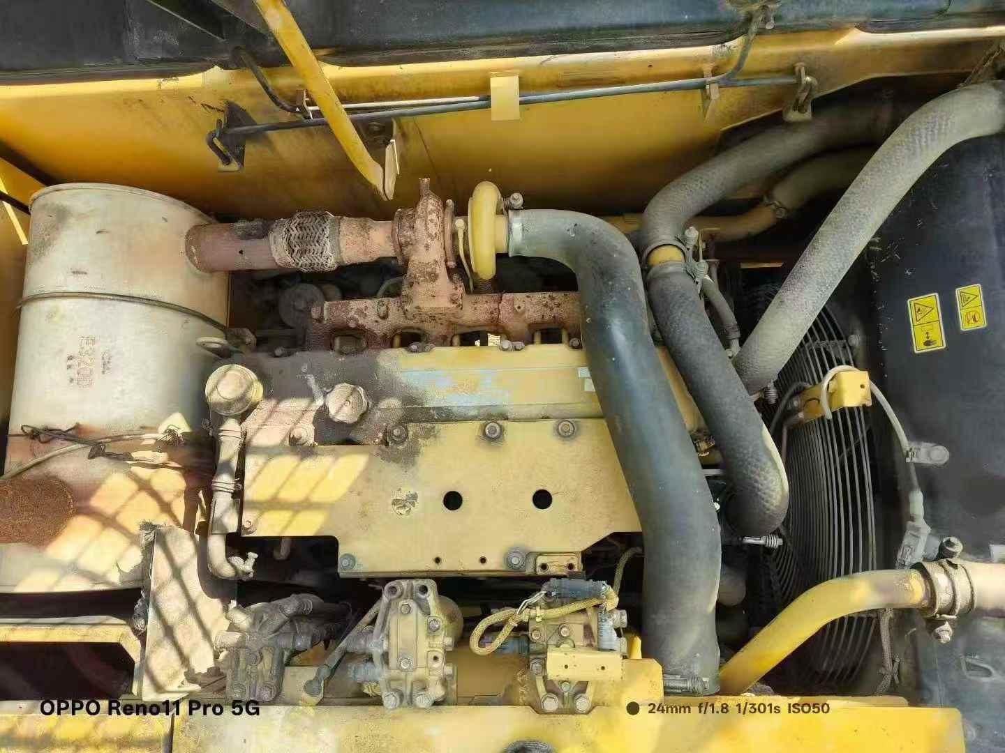 Buy Caterpillar 320D Used Excavator / 5 Used Caterpillar 320D Excavator 2016 Model / 5