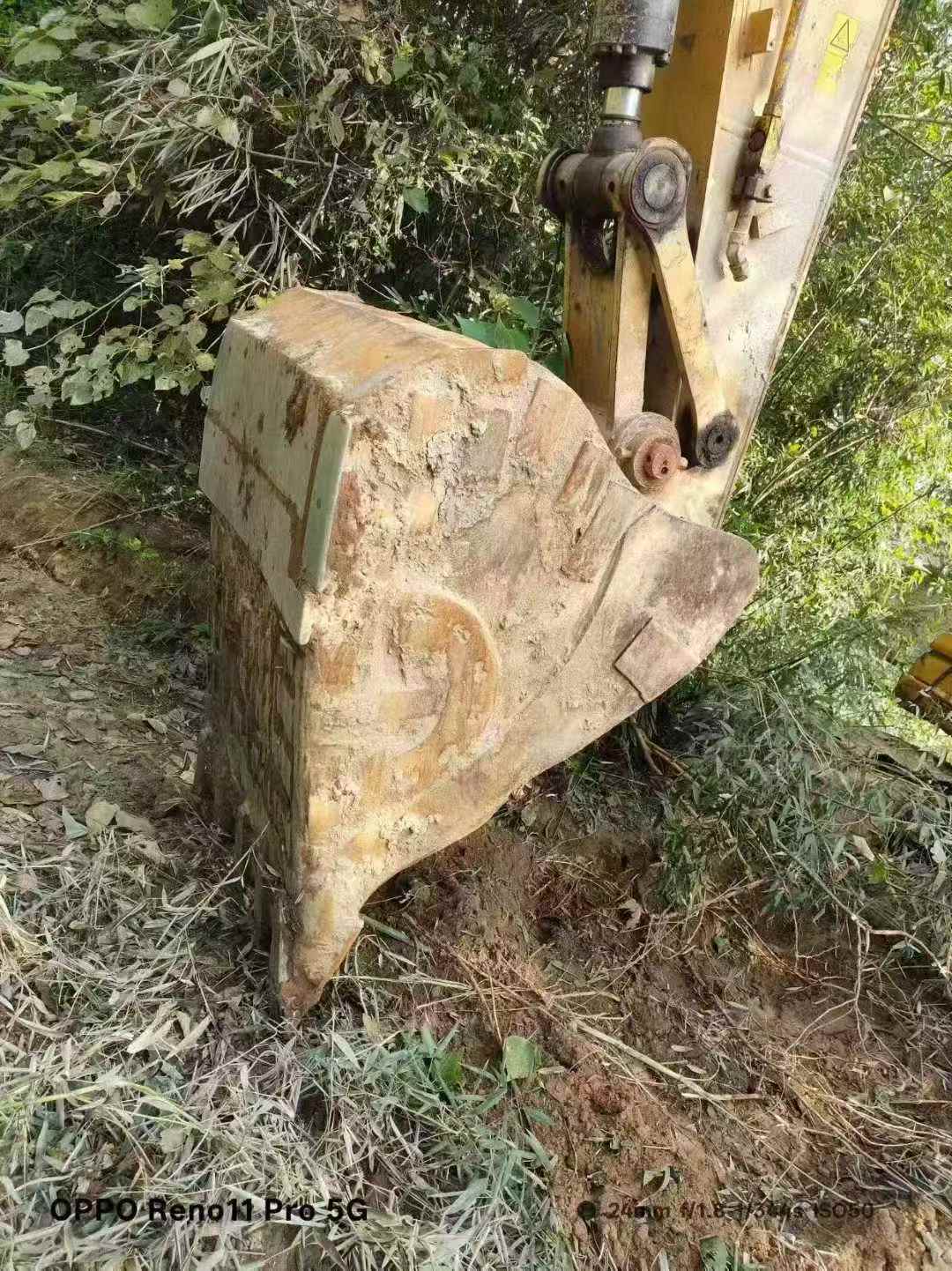 Buy Caterpillar 320D Used Excavator / 7 Used Caterpillar 320D Excavator 2016 Model / 7