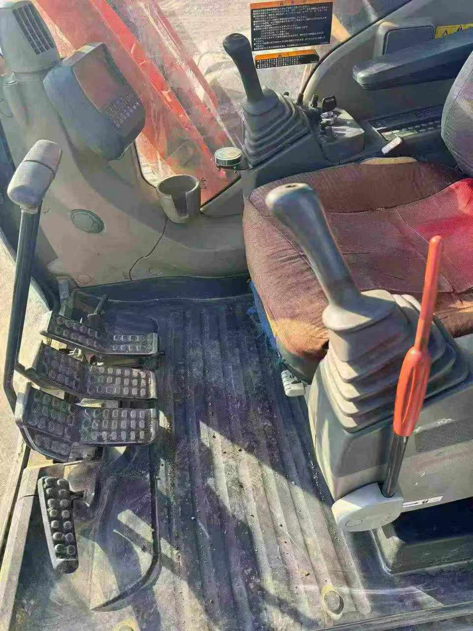 Buy Hitachi ZAXIS200 Used Excavator / 6 Used Hitachi ZAXIS200 Excavator 2012 Model / 6