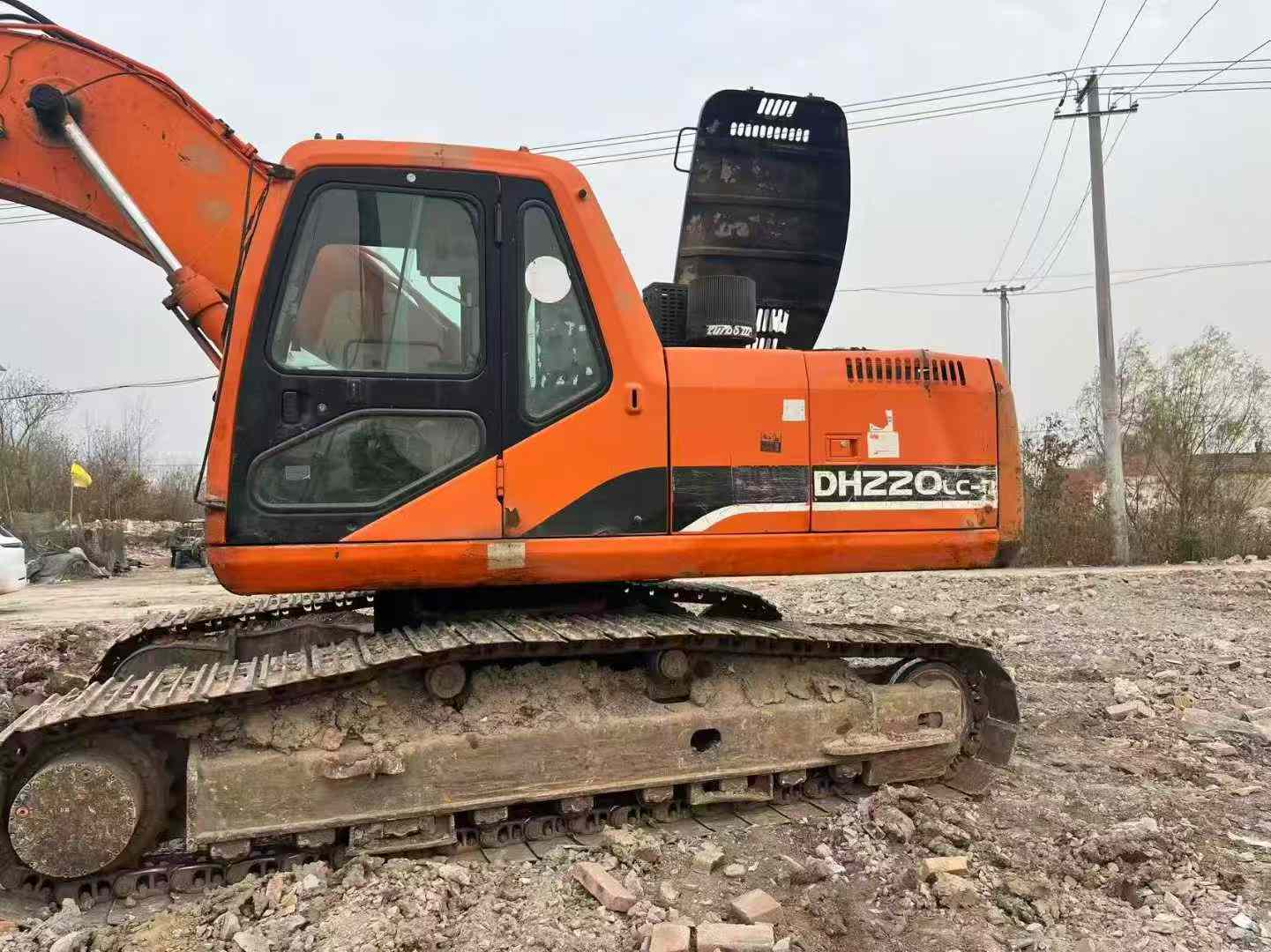 Buy Doosan DH220-7 Used Excavator / 3 Used Doosan DH220-7 Excavator 2010 Model / 3
