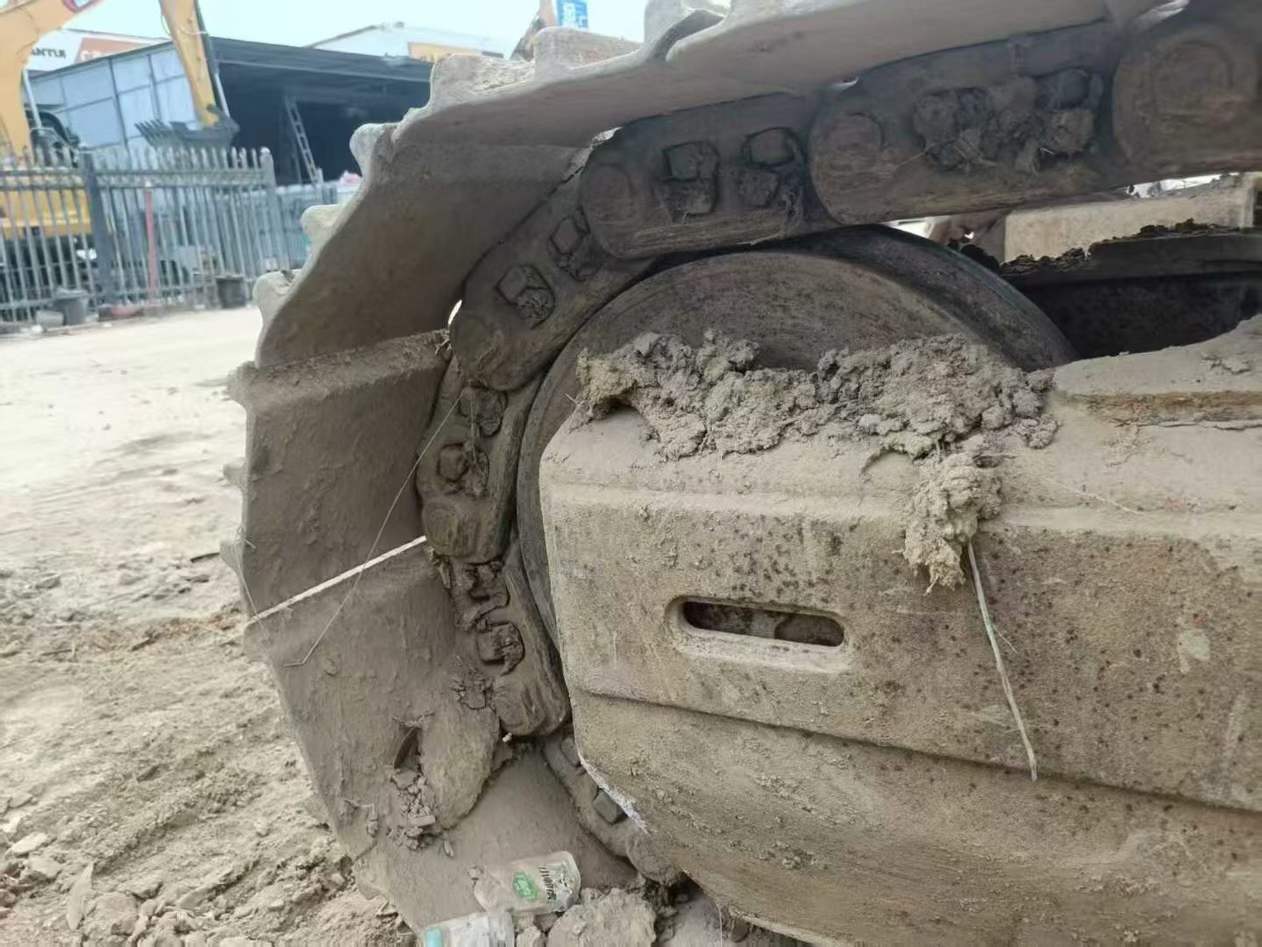 Buy Hitachi ZX210-3G Used Excavator / 4 Used Hitachi ZX210-3G Excavator 2011 Model / 4