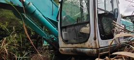Buy Kobelco SK200 Used Excavator / 4 Used Kobelco SK200 Excavator 2016 Model / 4