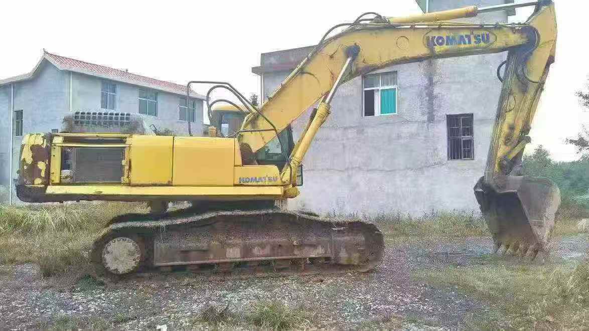 Buy Komatsu PC60 Used Excavator / 2 Used Komatsu PC60 Excavator 2016 Model / 2
