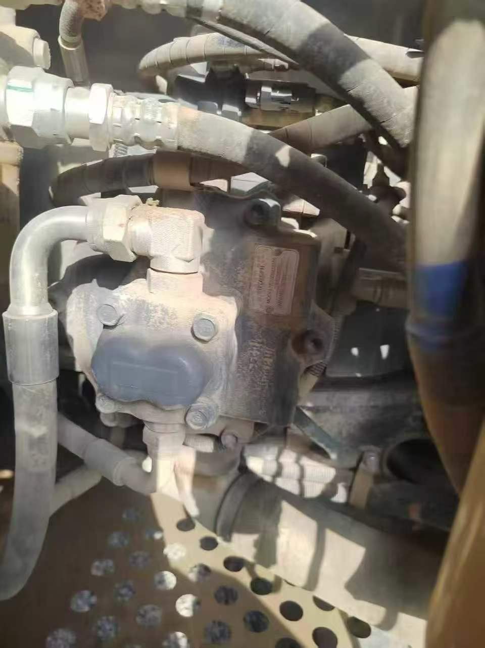 Buy Hitachi ZAXIS200 Used Excavator / 4 Used Hitachi ZAXIS200 Excavator 2024 Model / 4