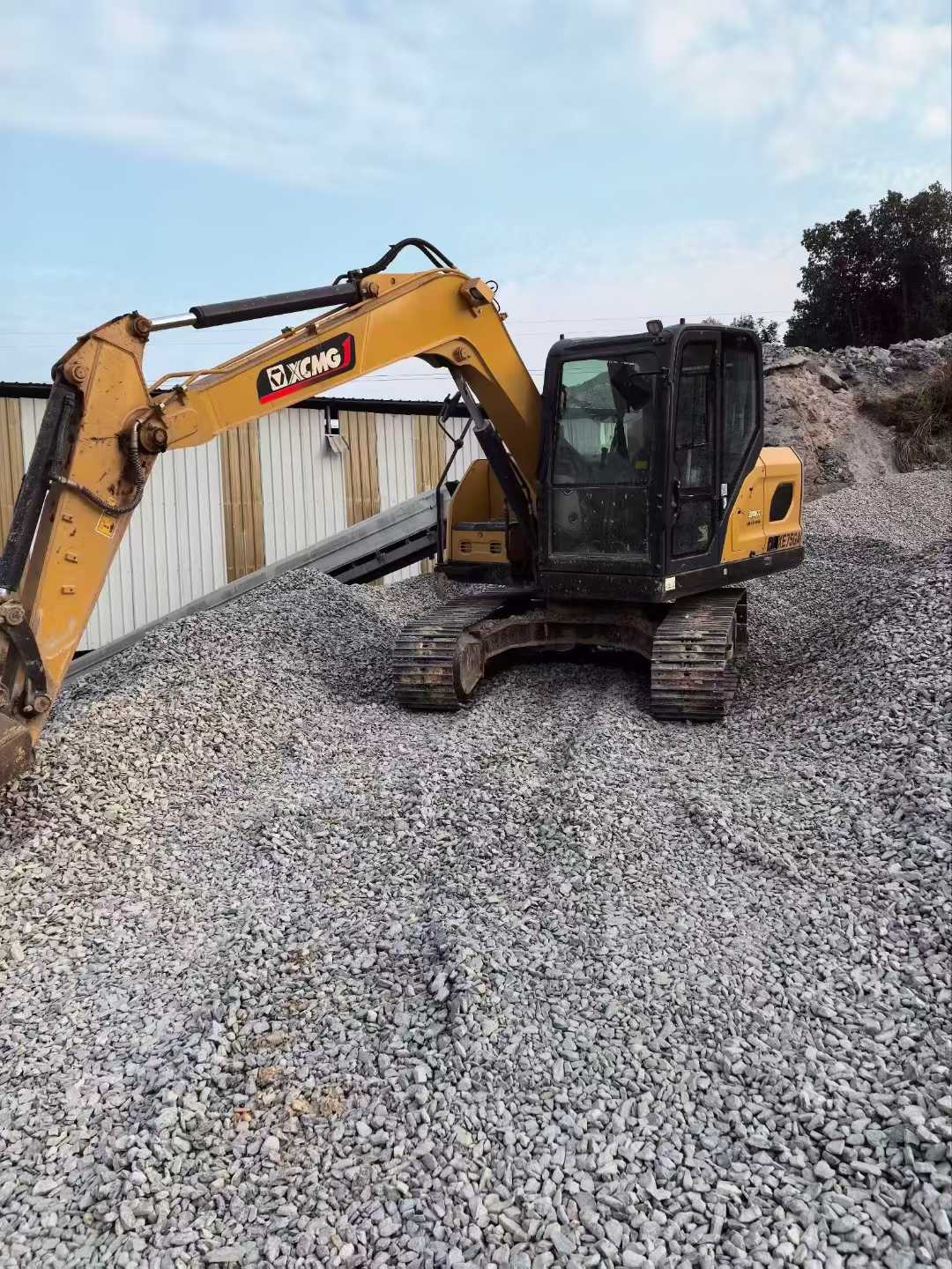 Buy XCMG XE75WD Used Excavator / 2 Used XCMG XE75WD Excavator 2023 Model / 2