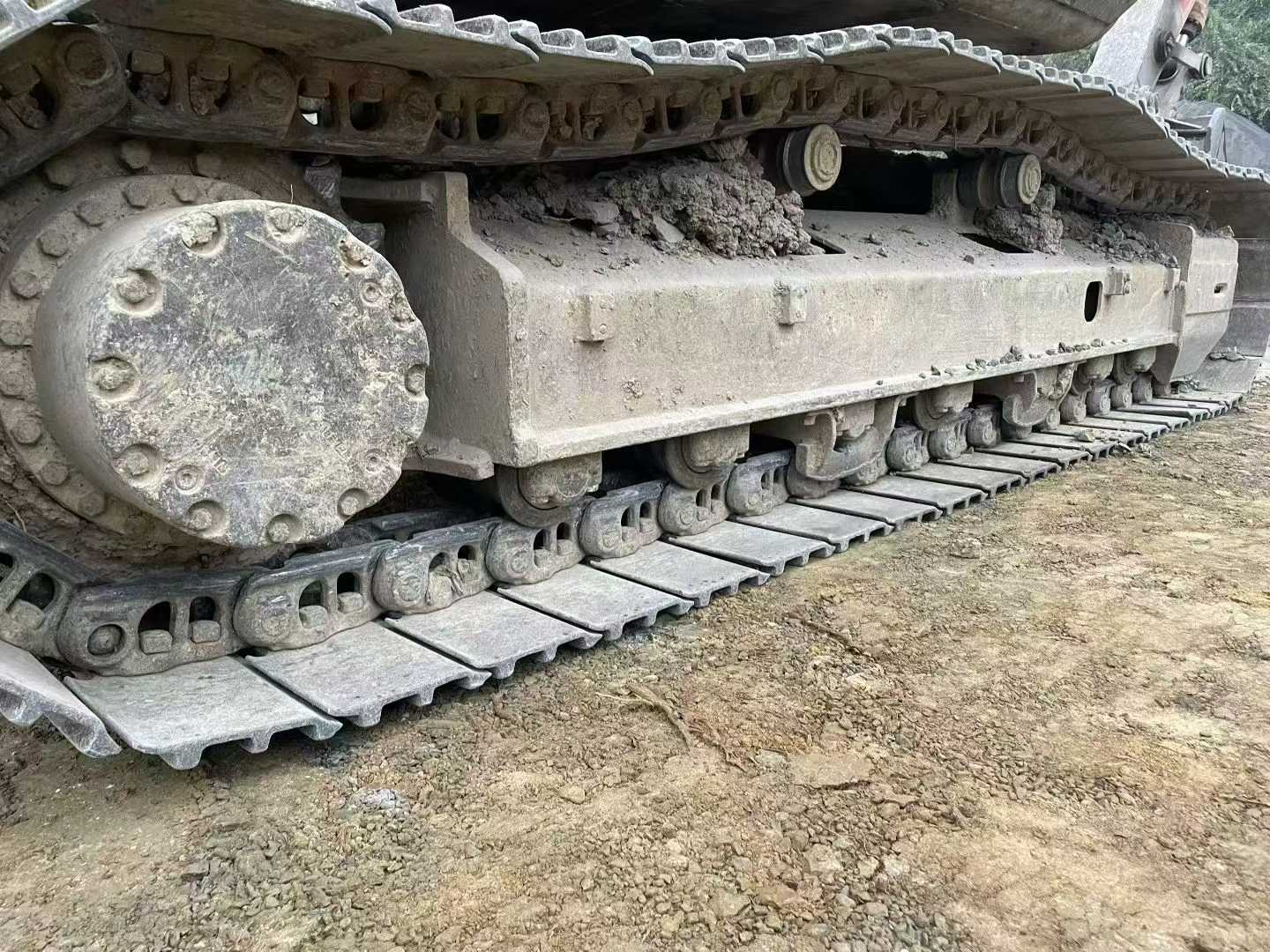 Buy Hitachi ZX210K-5A Used Excavator / 1