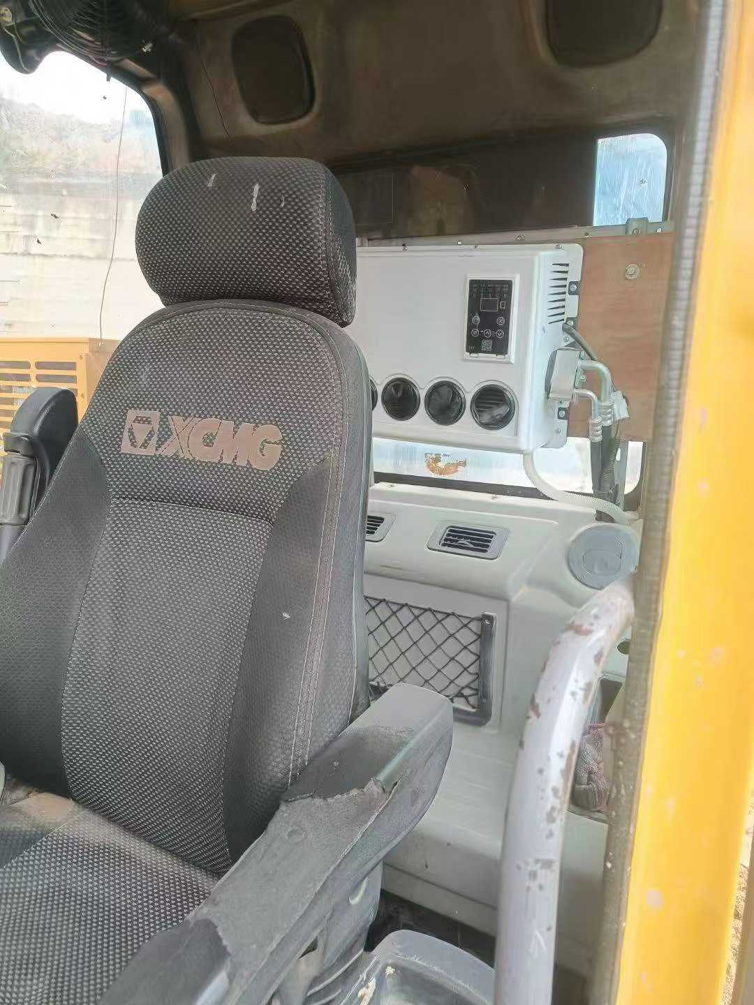 Buy XCMG XE135GA Used Excavator / 8 Used XCMG XE135GA Excavator 2016 Model / 8