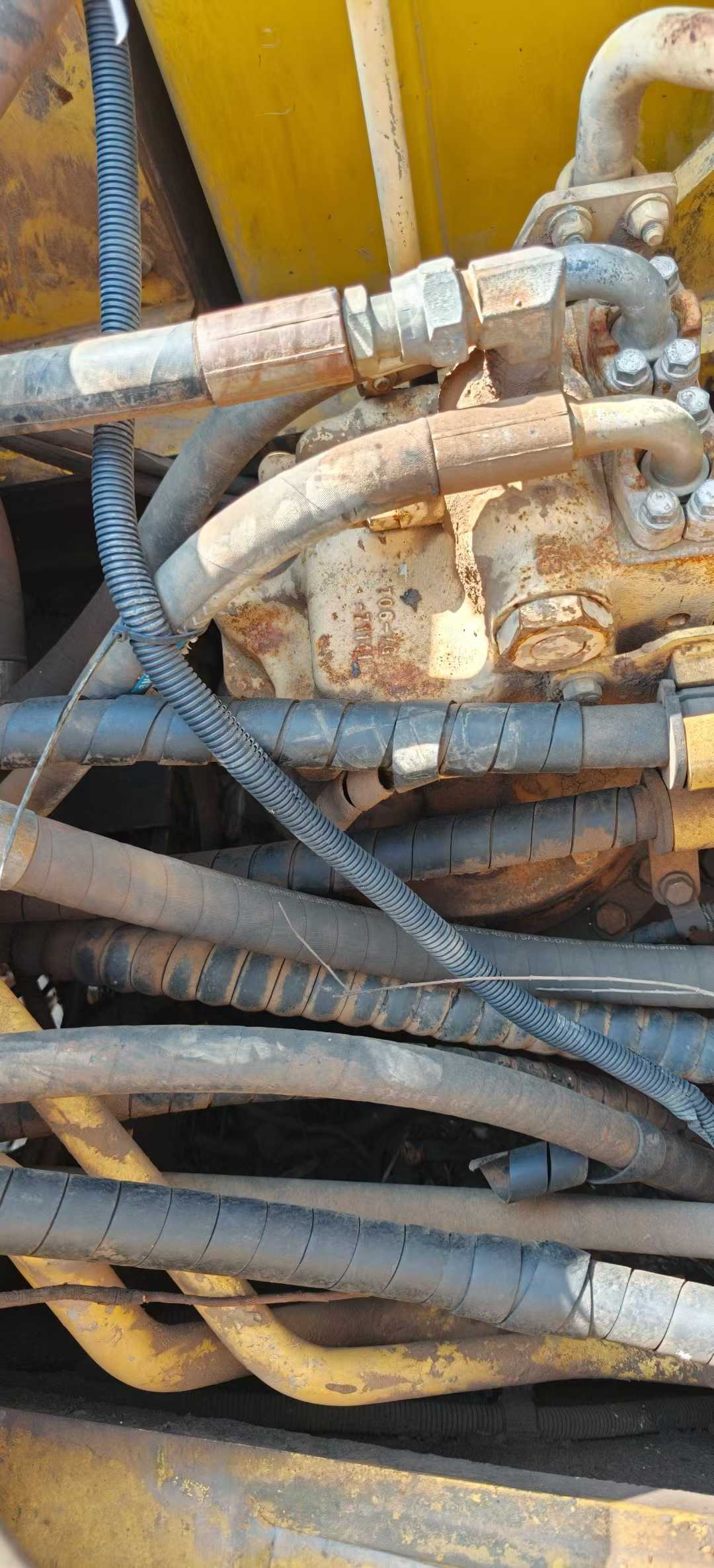 Buy Komatsu PC220-8 Used Excavator / 8 Used Komatsu PC220-8 Excavator 2016 Model / 8