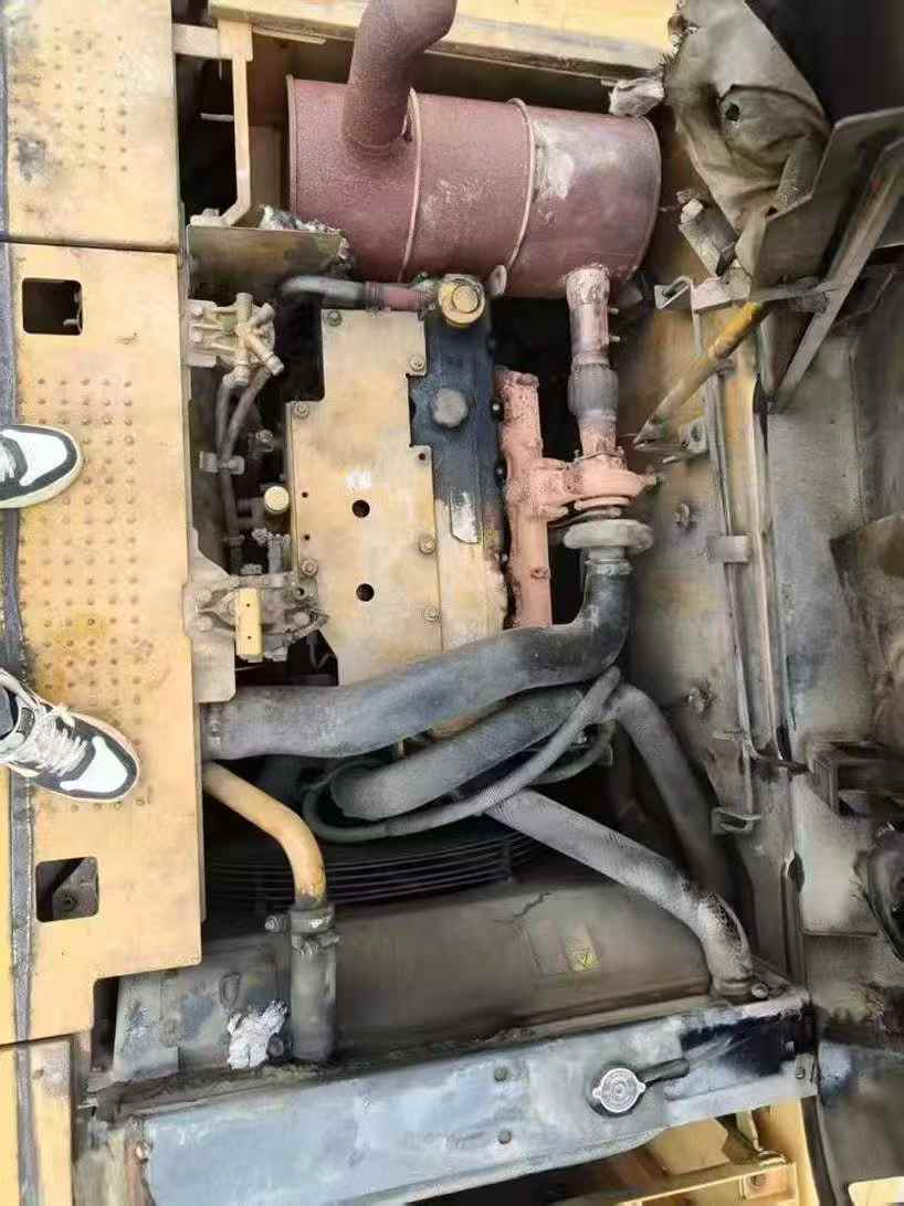 Buy Caterpillar 320D Used Excavator / 9 Used Caterpillar 320D Excavator 2016 Model / 9