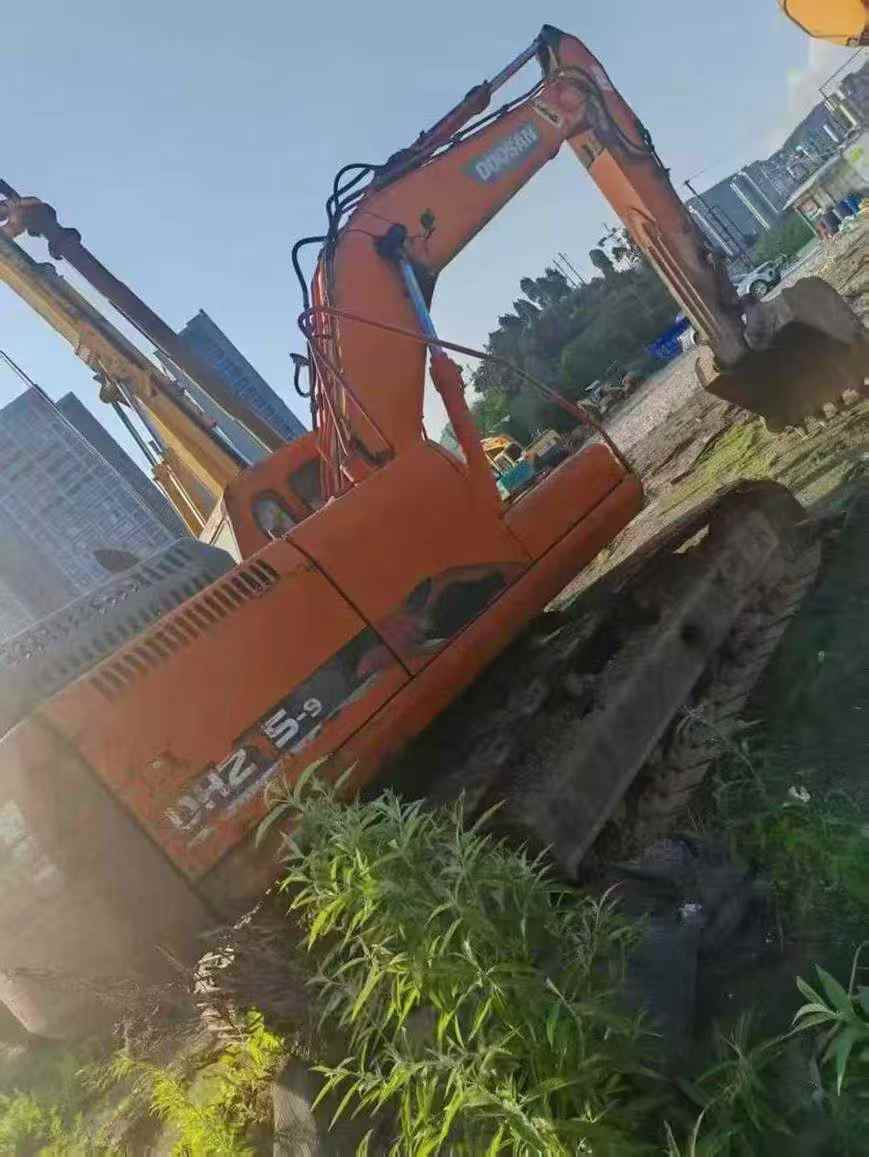 Buy Doosan DX15 Used Excavator / 1