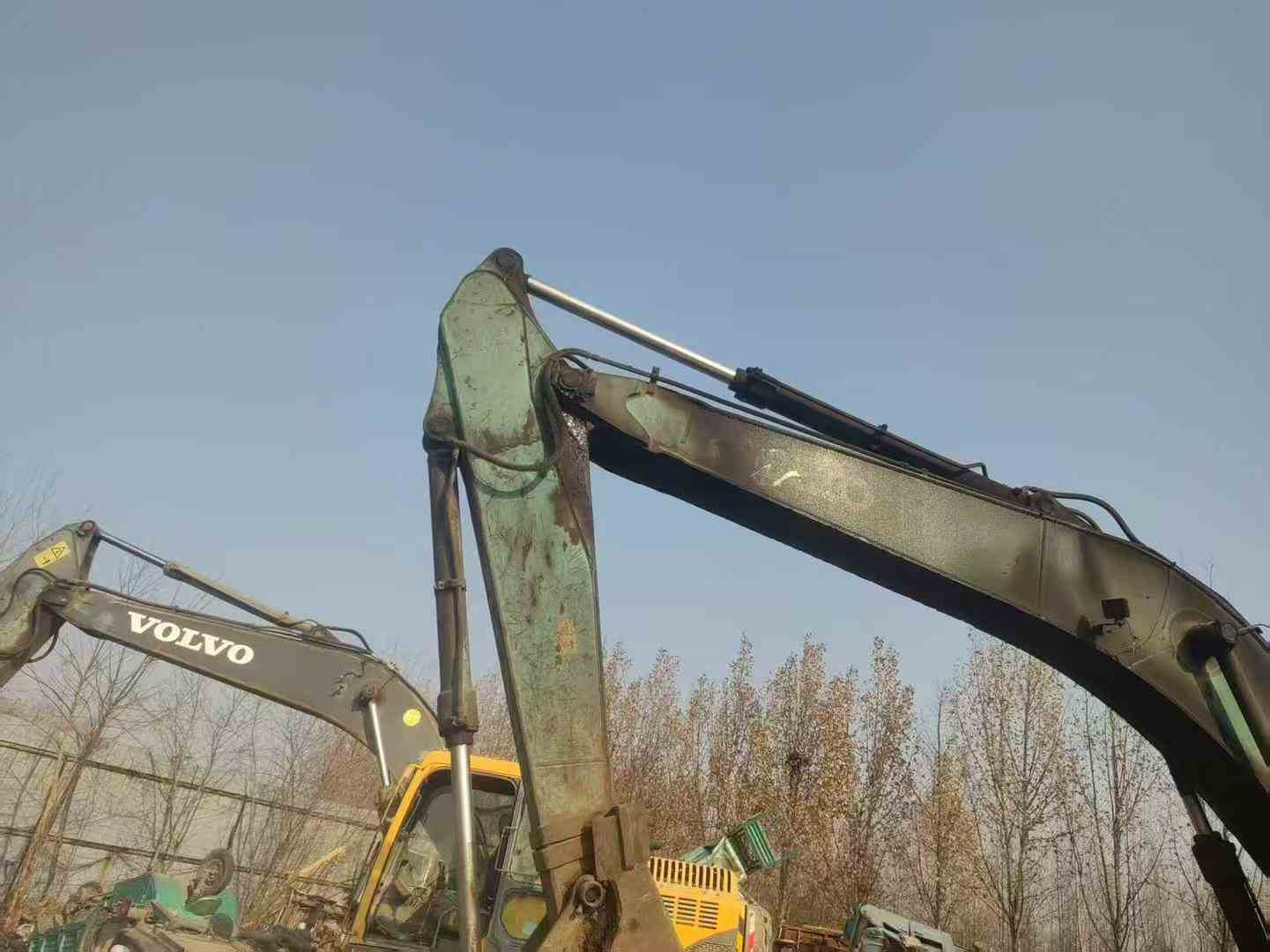 Buy Kobelco SK230 Used Excavator / 1