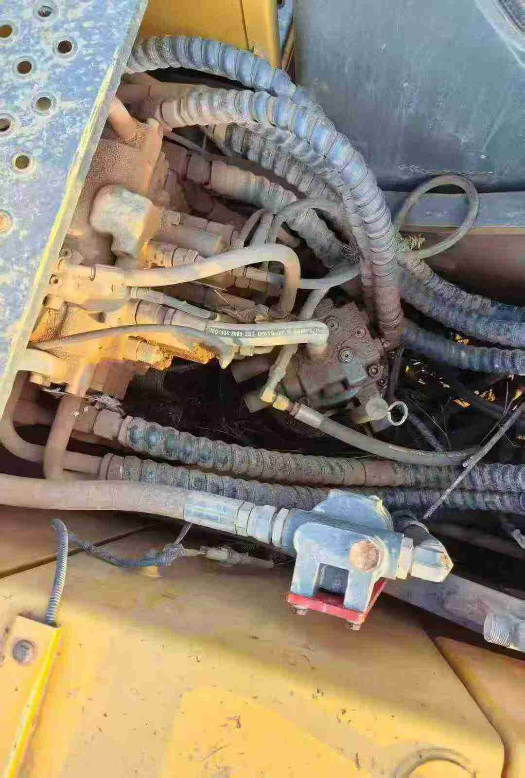 Buy Volvo EW70 Used Excavator / 6 Used Volvo EW70 Excavator 2019 Model / 6