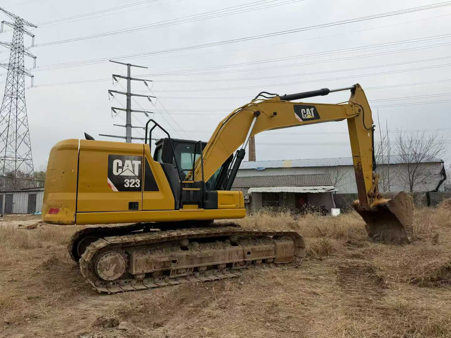 Buy Caterpillar 323 Used Excavator / 7 Used Caterpillar 323 Excavator 2018 Model / 7