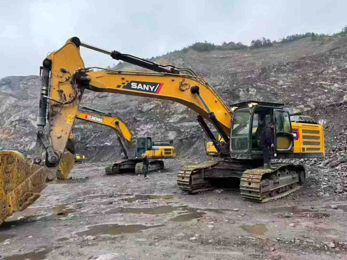 Buy Sany SY75 Used Excavator / 2 Used Sany SY75 Excavator 2023 Model / 2