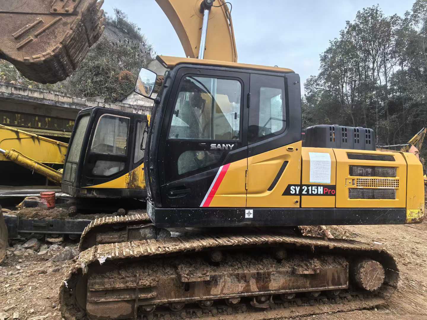 Buy Sany SY215H Used Excavator / 1