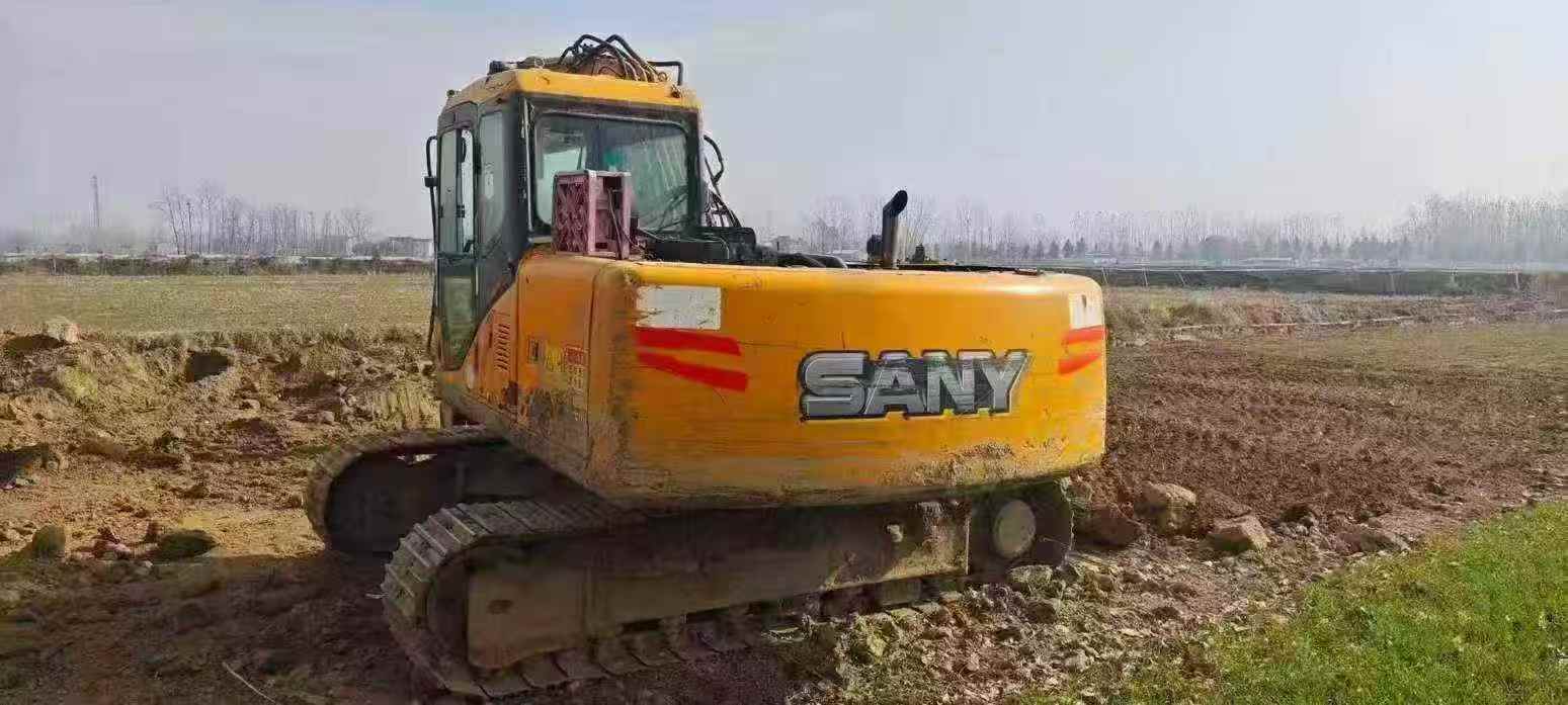 Buy Sany SY135 Used Excavator / 1