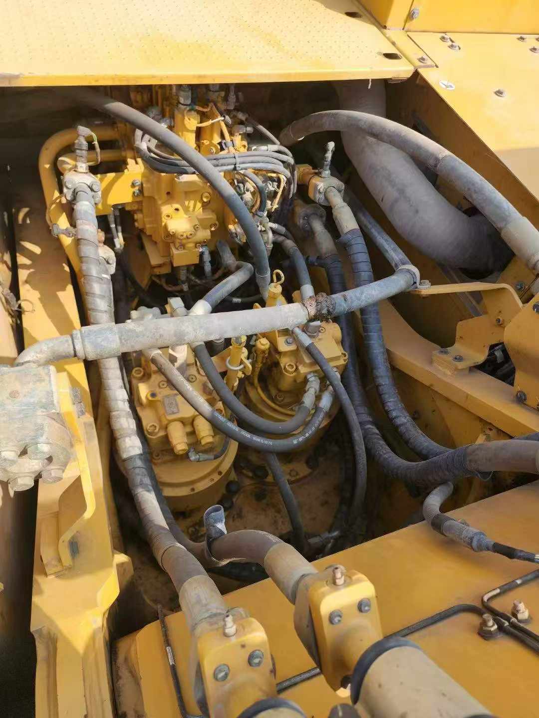 Buy Caterpillar CAT352 Used Excavator / 8 Used Caterpillar CAT352 Excavator 2022 Model / 8