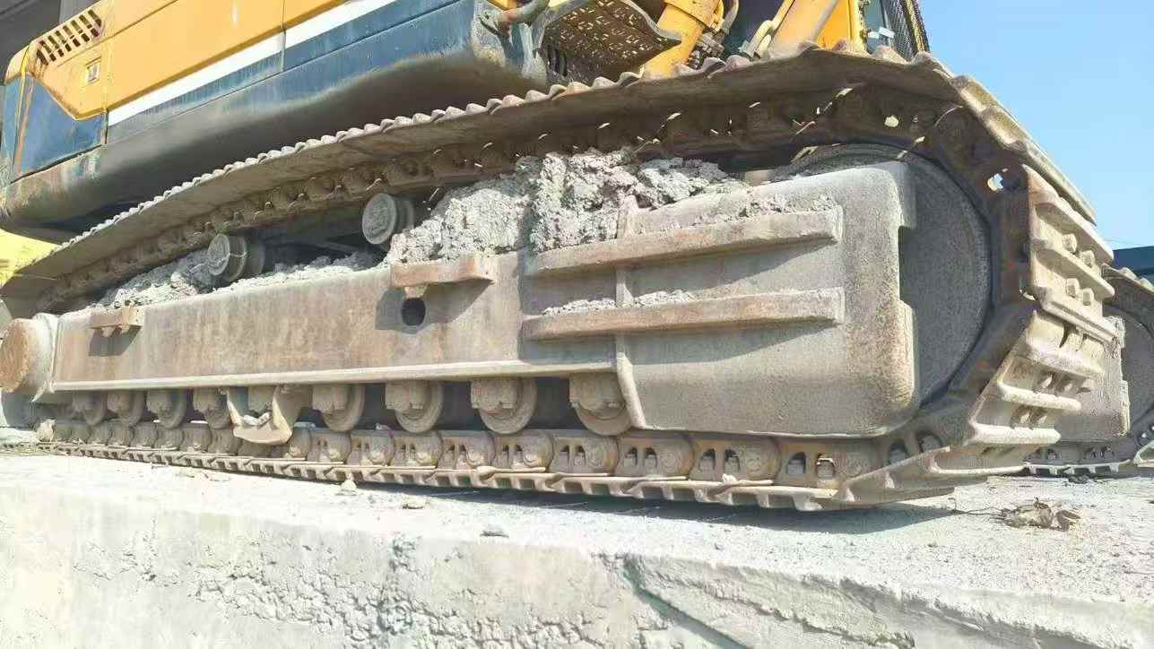 Buy Hyundai R305LC-9T Used Excavator / 9 Used Hyundai R305LC-9T Excavator 2016 Model / 9