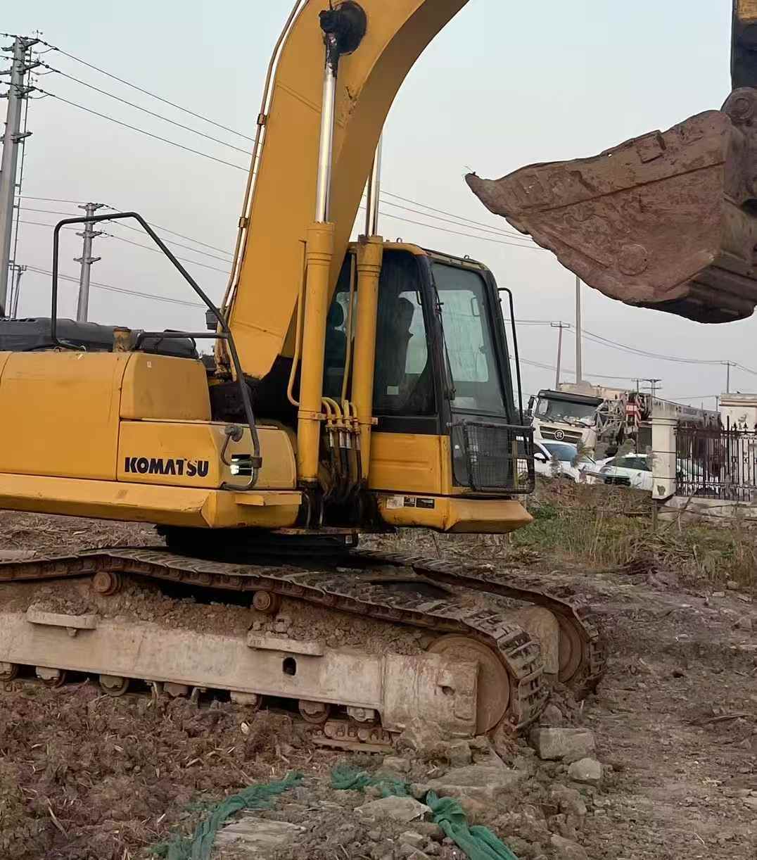 Buy Komatsu PC210 Used Excavator / 2 Used Komatsu PC210 Excavator 2018 Model / 2