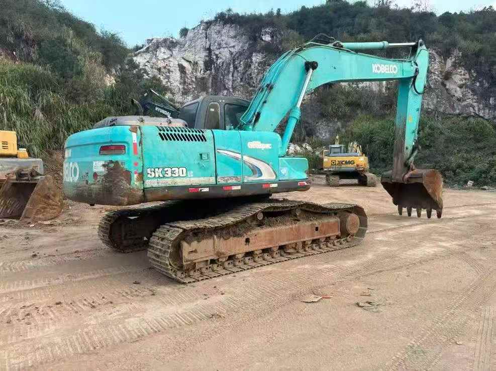 Buy Kobelco SK250 Used Excavator / 2 Used Kobelco SK250 Excavator 2011 Model / 2