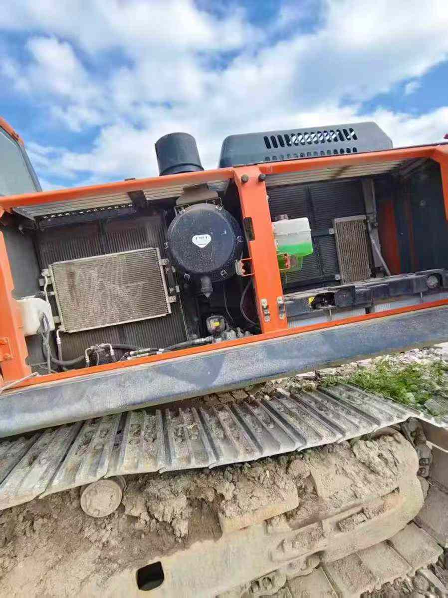 Buy Doosan DX80 Used Excavator / 2 Used Doosan DX80 Excavator 2021 Model / 2