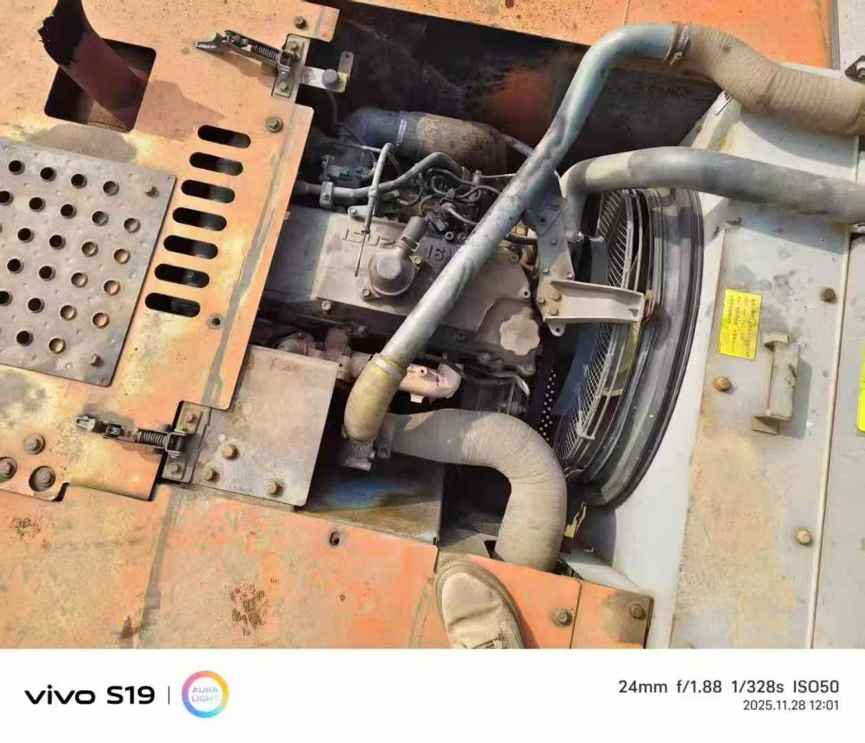 Buy Hitachi ZW250 Used Excavator / 3 Used Hitachi ZW250 Excavator 2016 Model / 3