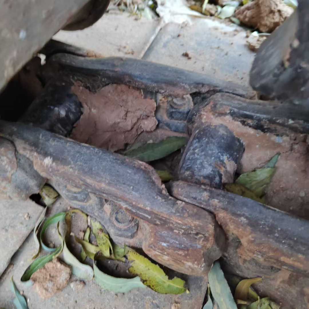 Buy Komatsu PC210 Used Excavator / 8 Used Komatsu PC210 Excavator 2011 Model / 8