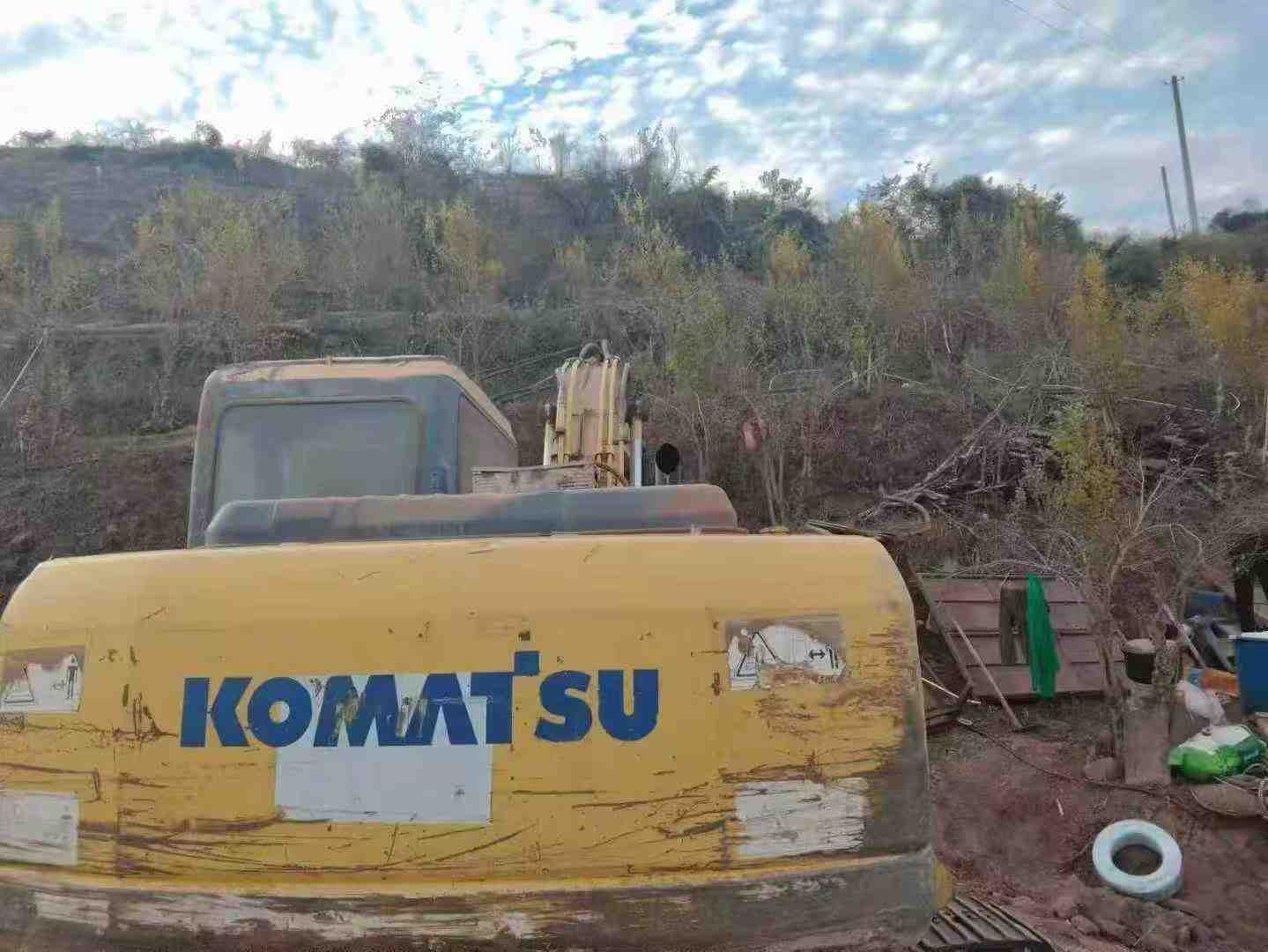 Buy Komatsu PC130 Used Excavator / 1