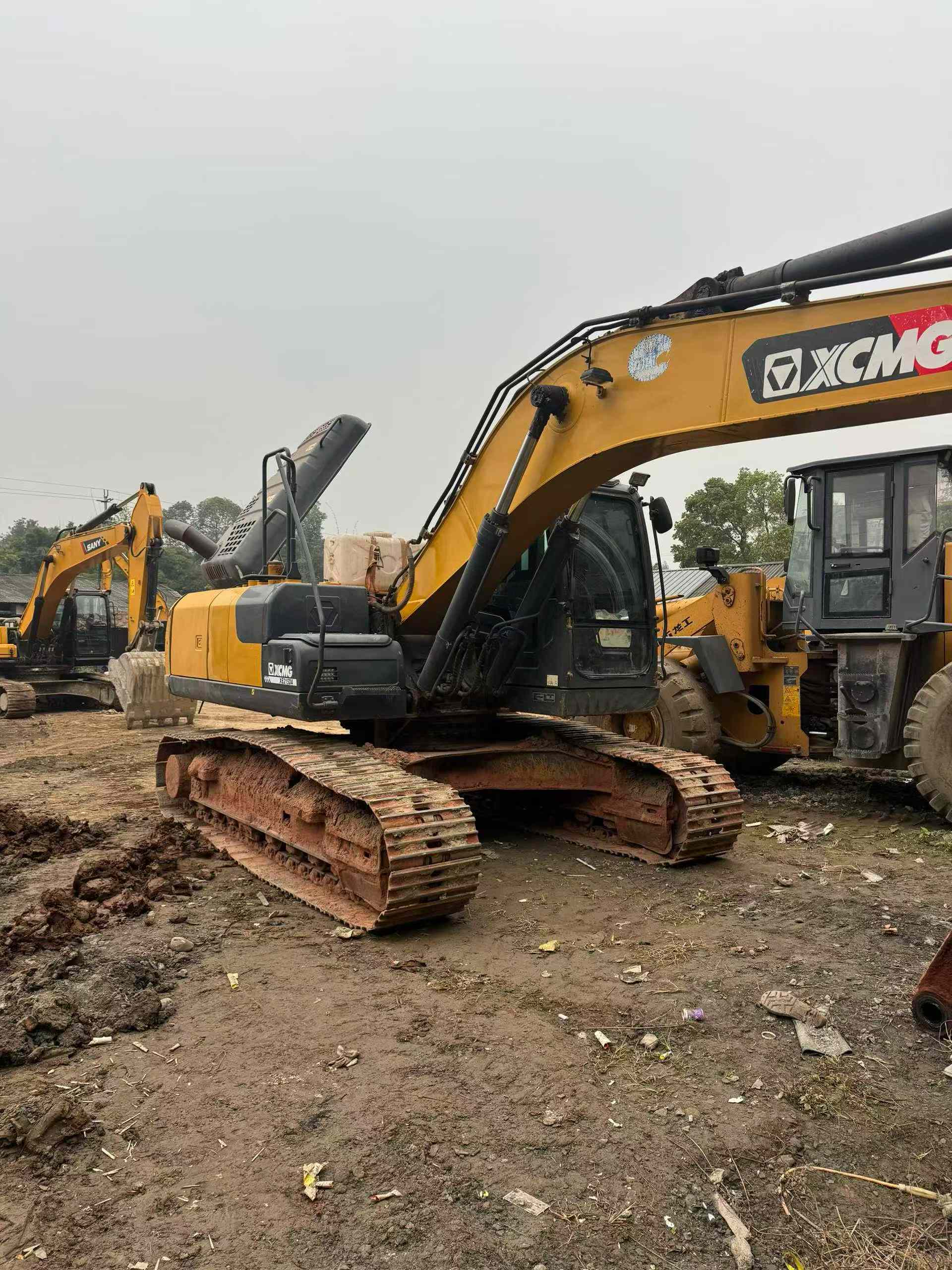 Buy XCMG XE215 Used Excavator / 2 Used XCMG XE215 Excavator 2021 Model / 2