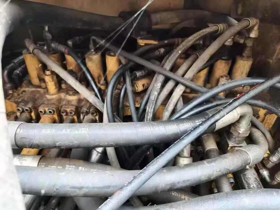 Buy Caterpillar 320D Used Excavator / 7 Used Caterpillar 320D Excavator 2016 Model / 7