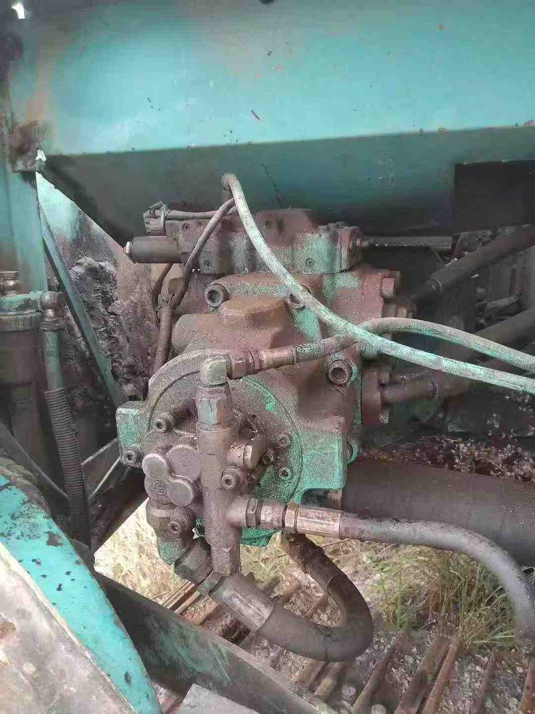 Buy Kobelco SK200-5.5 Used Excavator / 3 Used Kobelco SK200-5.5 Excavator 2016 Model / 3